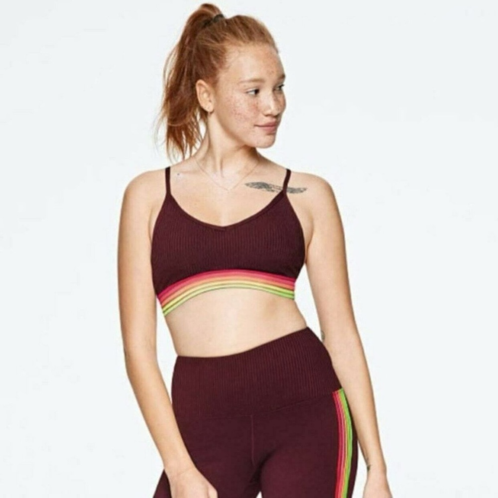NWOT Victoria’s Secret PINK Sport Ultimate Maroon Multicolor Padded Sports Bra M